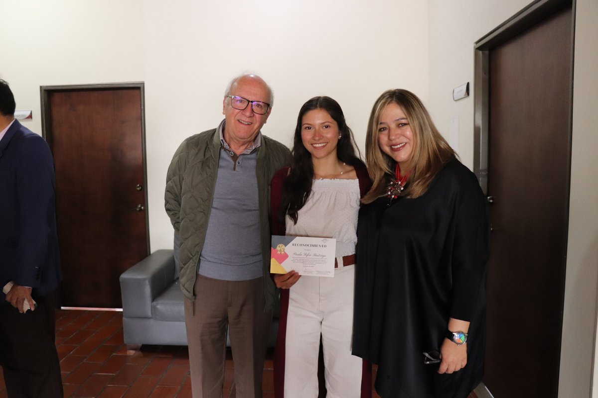 Becarios Kospie (22).