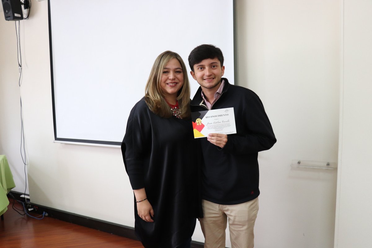 Becarios Kospie (26).