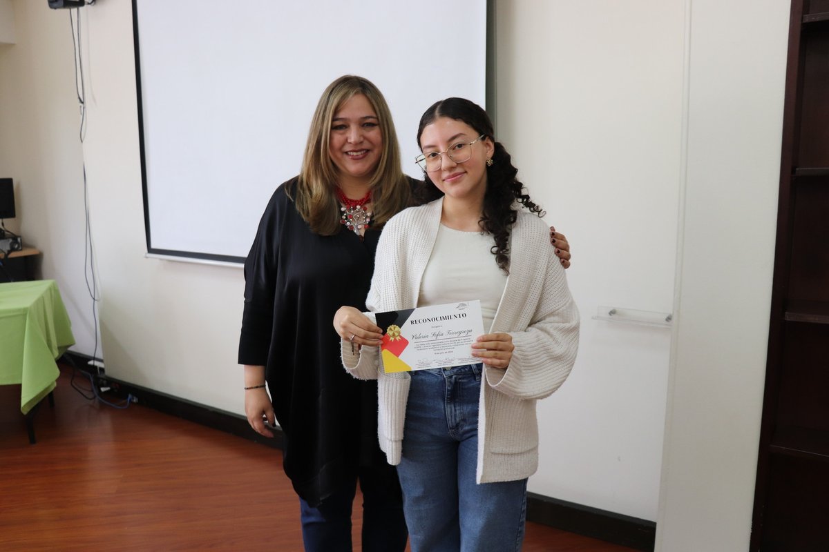 Becarios Kospie (7).