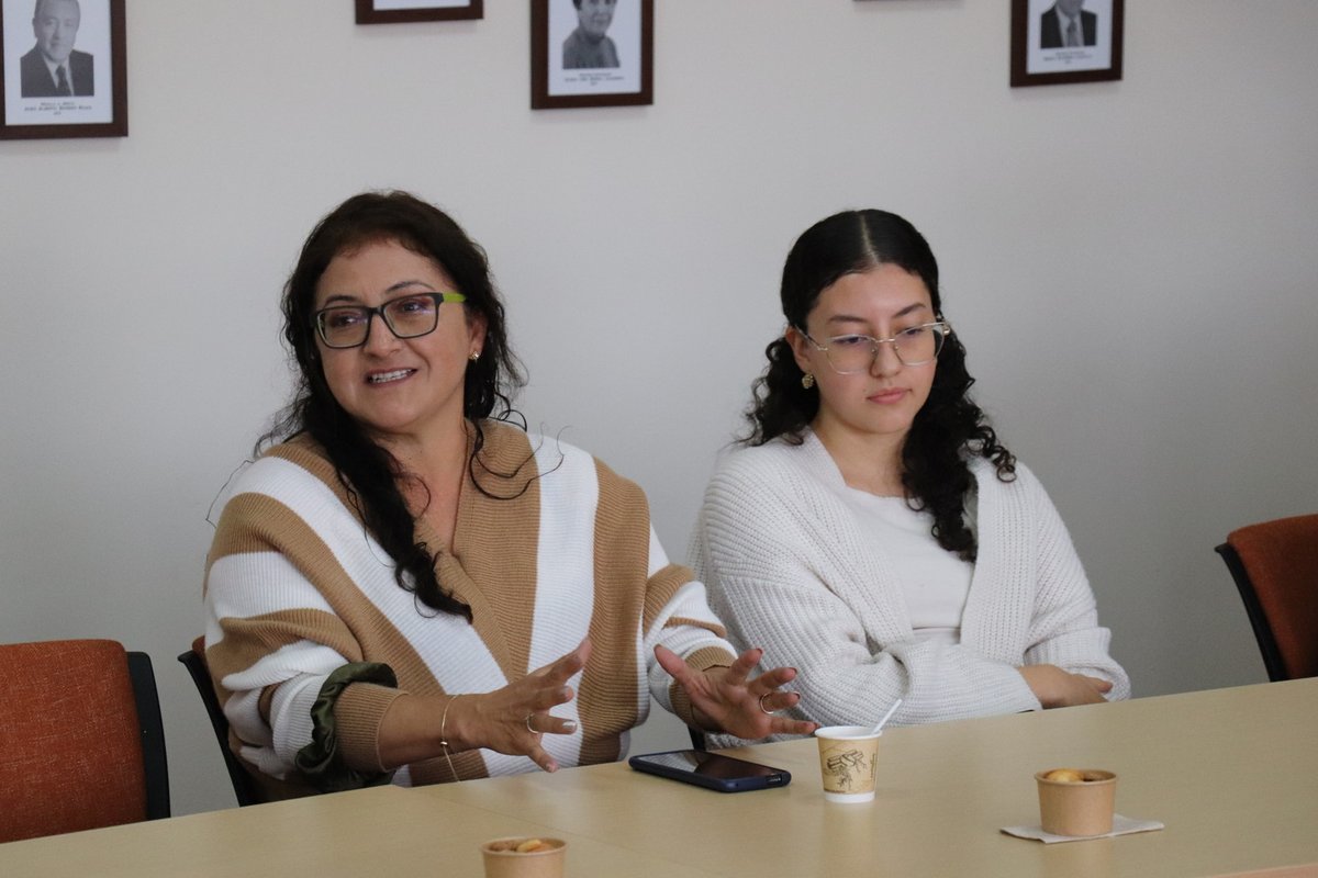 Becarios Kospie (8).