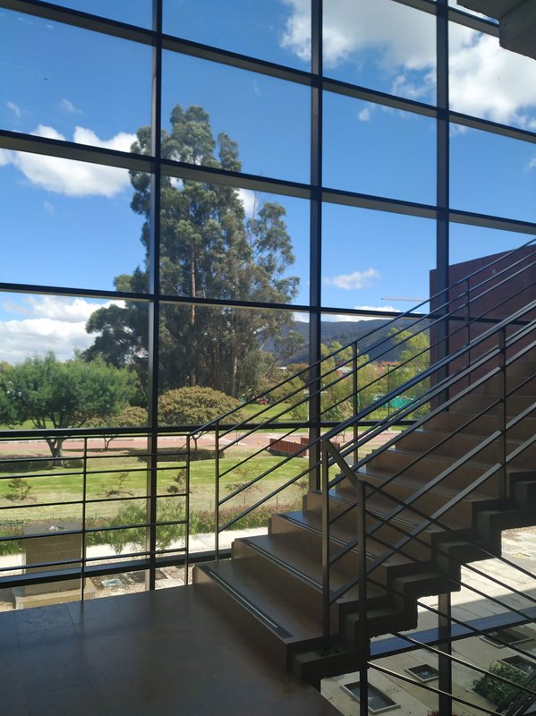 Bloque-H-vista-por-la-ventana.jpg