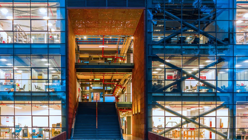 Bloque-I-laboratorios nocturna.jpg