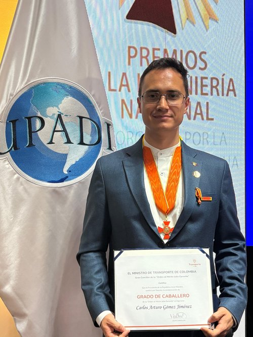 CARLOS ARTURO GOMEZ