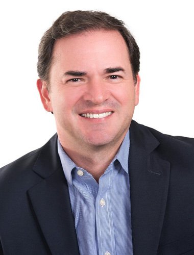 CarlosRegalado-Headshot