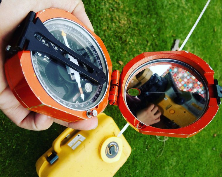 Carrera de observación de Geomática