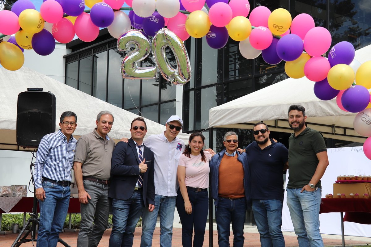 Celebración 20 años Admin. Empresas (20)