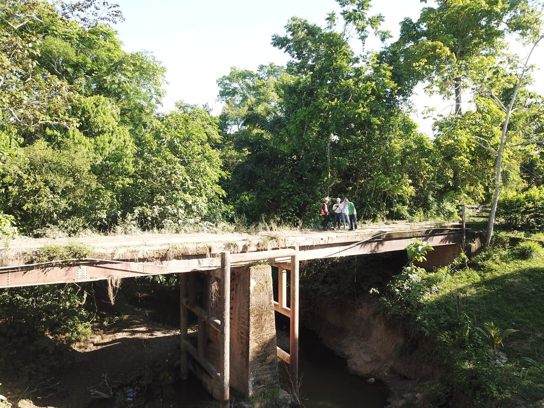 Centro de Estudios de Vías y Transporte (5)