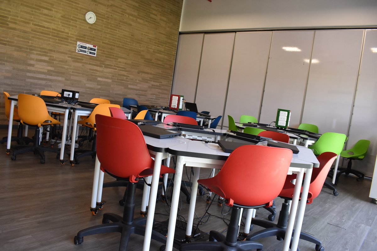 Centro de Estudios en Fundamentos de la Computación (5)