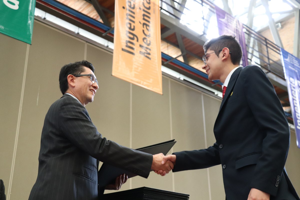 Ceremonia 92 . ° Grados pregrado (44)