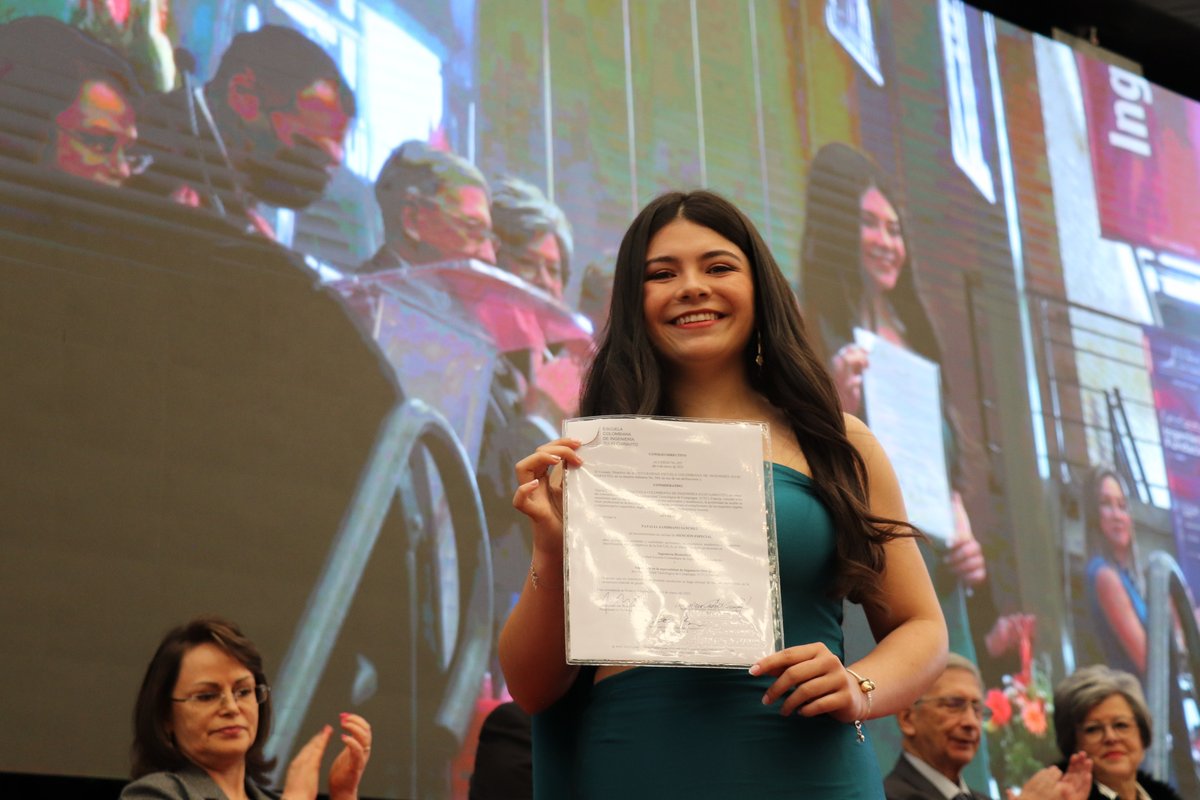 Ceremonia 92 . ° Grados pregrado (14)