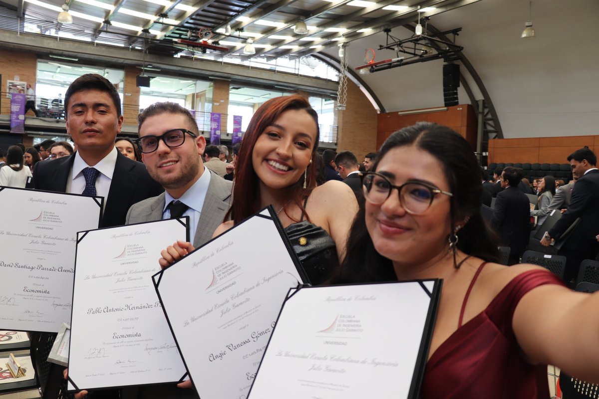 Ceremonia 92 . ° Grados pregrado (4)