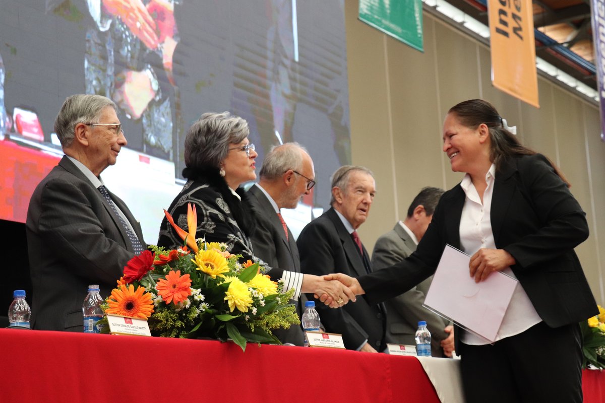 Ceremonia 92 . ° Grados pregrado (11)