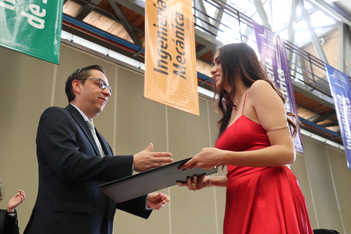 Ceremonia 92 . ° Grados pregrado (45)