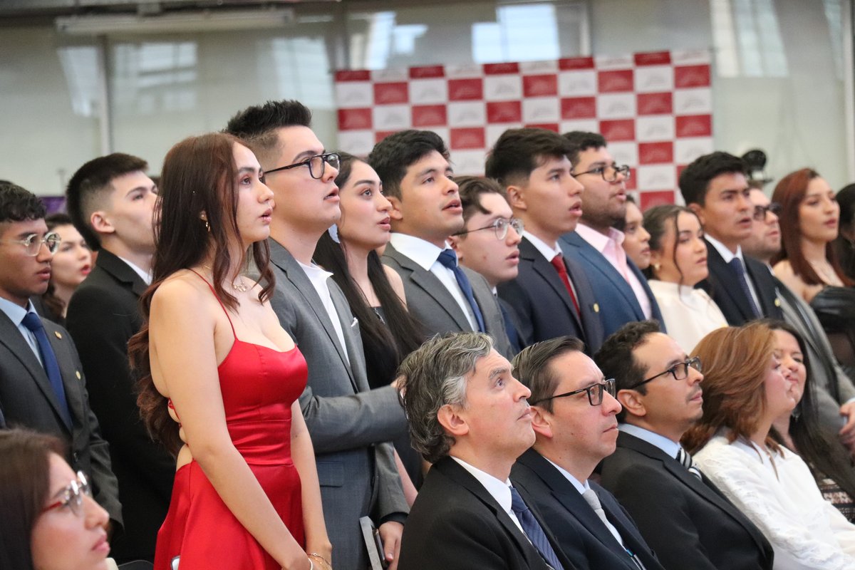 Ceremonia 92 . ° Grados pregrado (29)