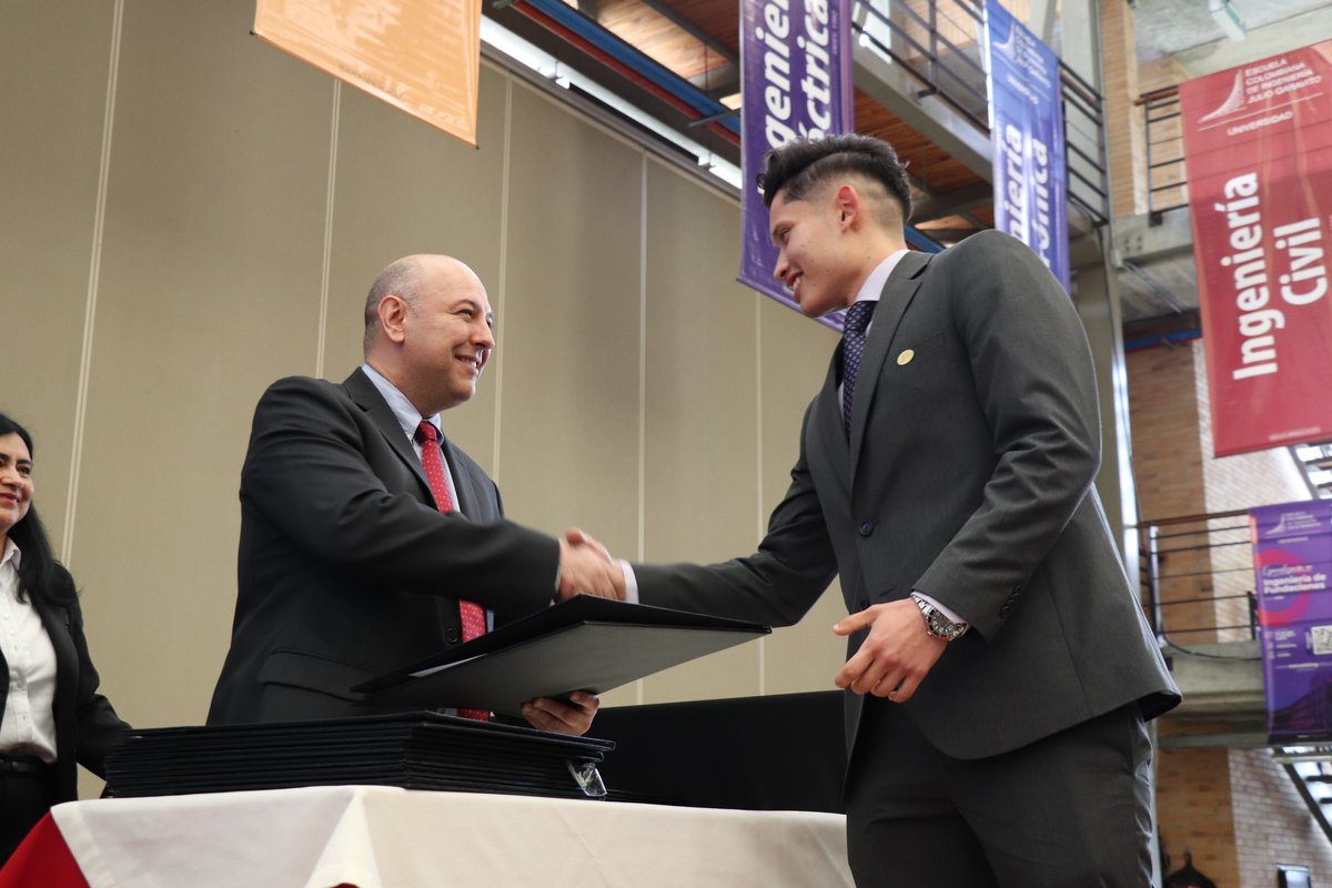 Ceremonia 92 . ° Grados pregrado (35)