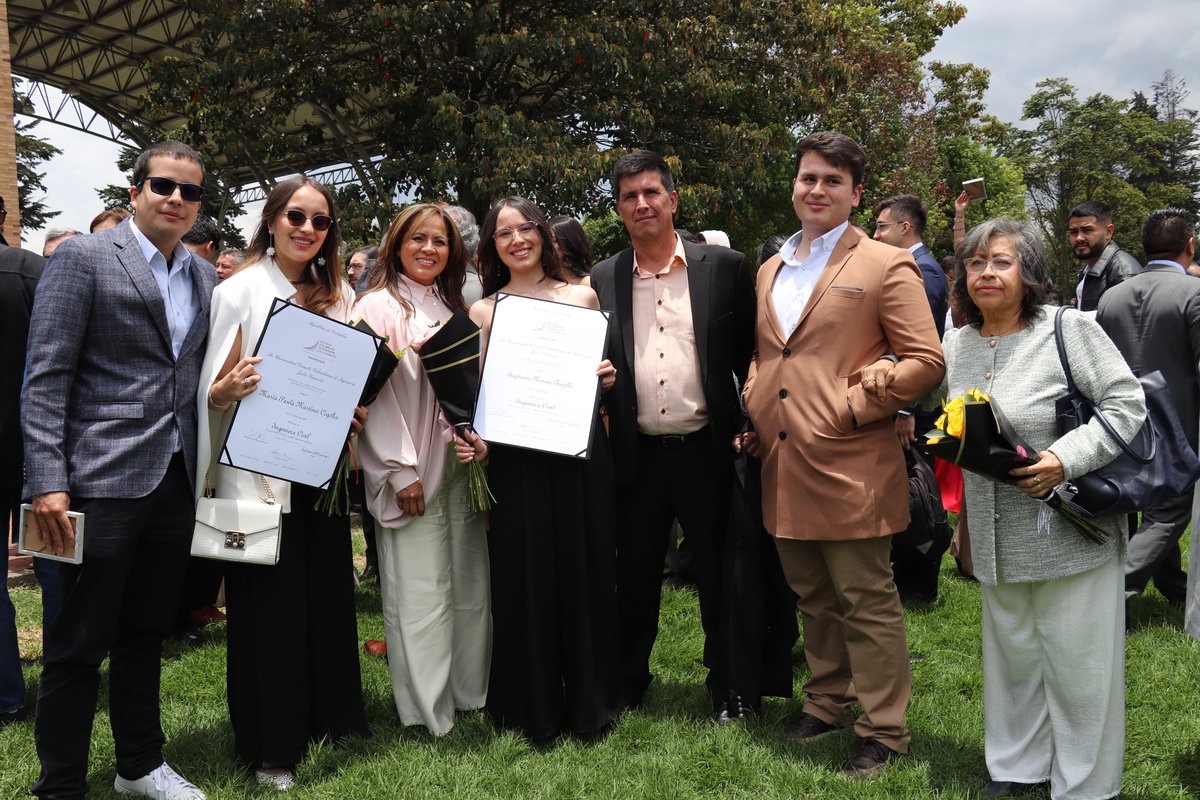 Ceremonia 92 . ° Grados pregrado (16)