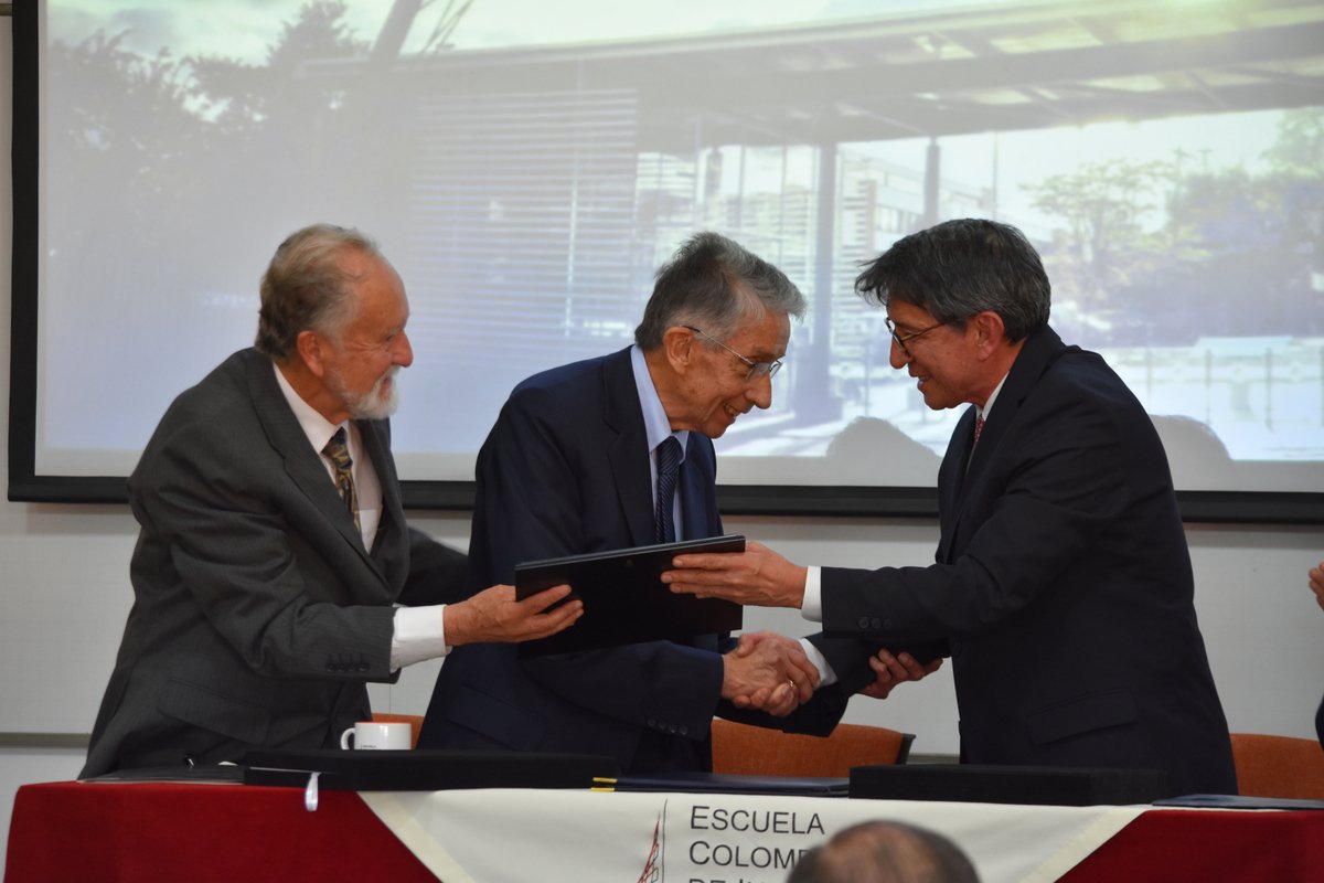 Ceremonia de profesor emérito (3)