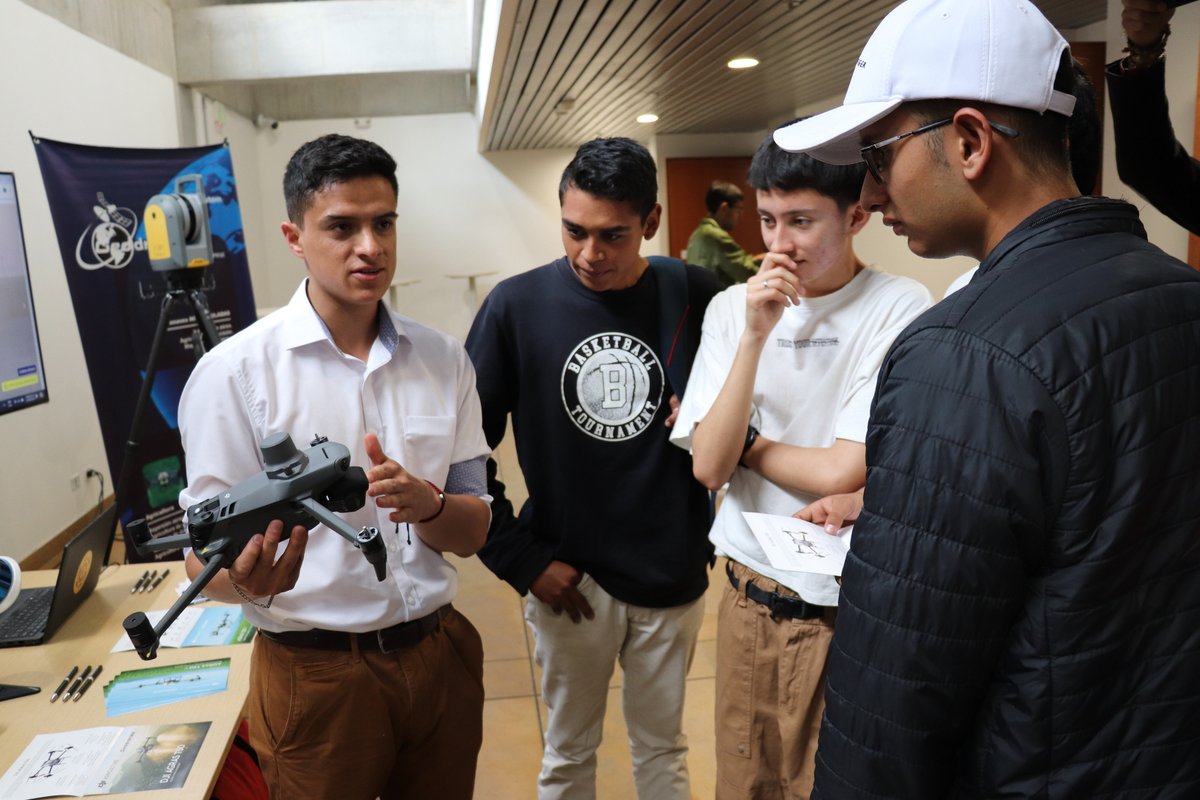 Conversatorio Drones (17).