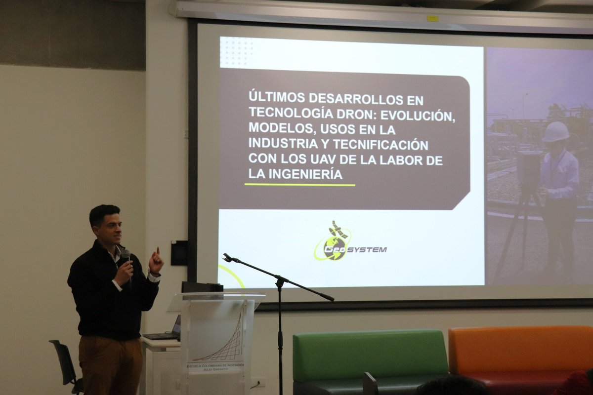 Conversatorio Drones (22).