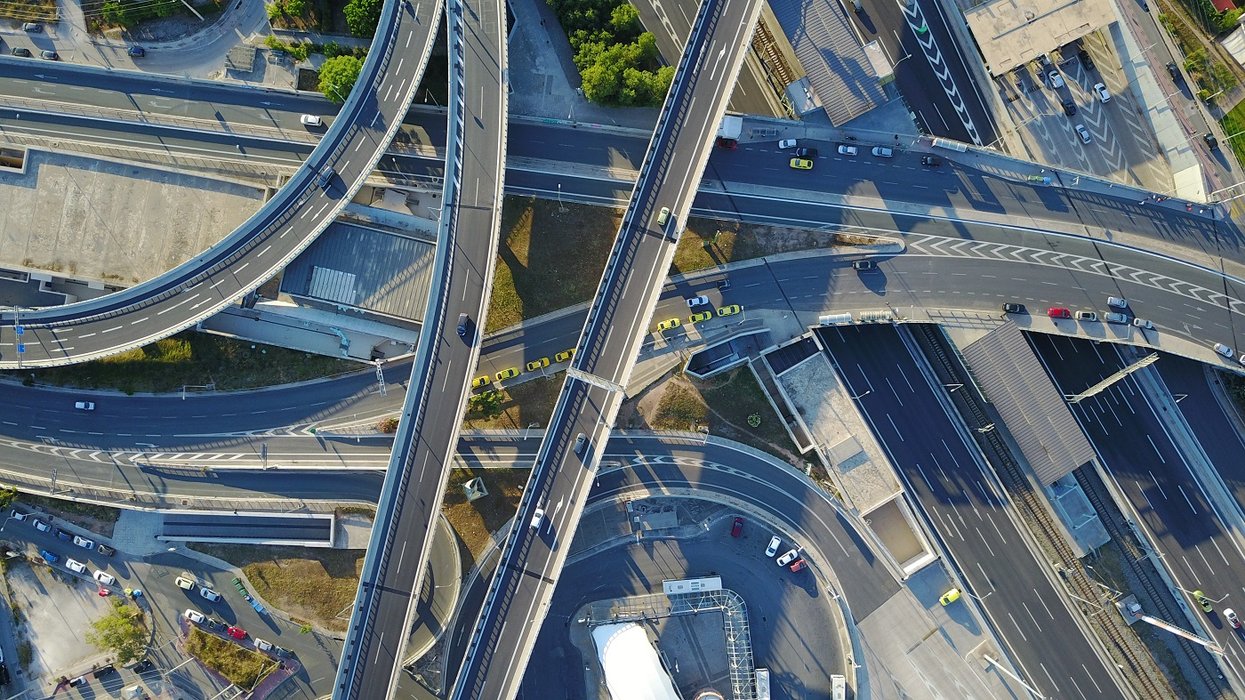 Curso Construcción y conservación de vías.jpg