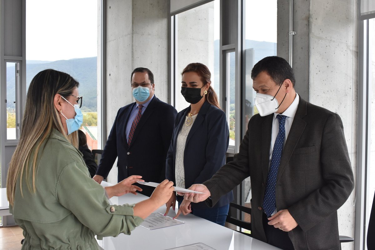 DIPLOMADO OLARTE MOURE