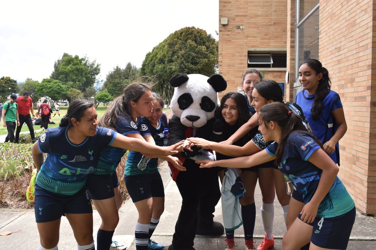 Abrazos gratis EciFest 2