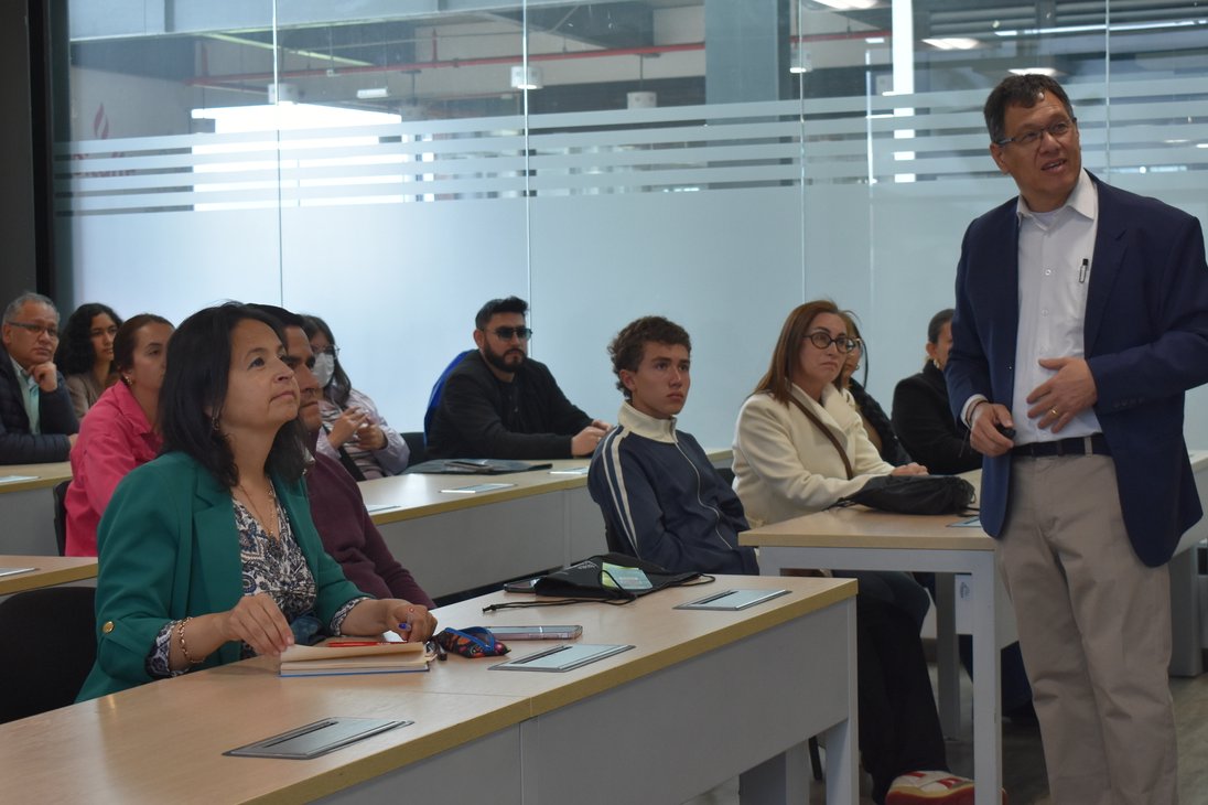 ENCUENTRO DE PADRES 2027 - 1 - UNIVERSIDAD ESCUELA COLOMBIANA DE INGENIERÍA JULIO GARAVITO