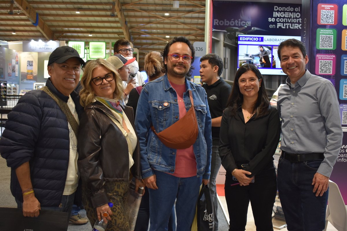 FOTOS FERIA DEL LIBRO