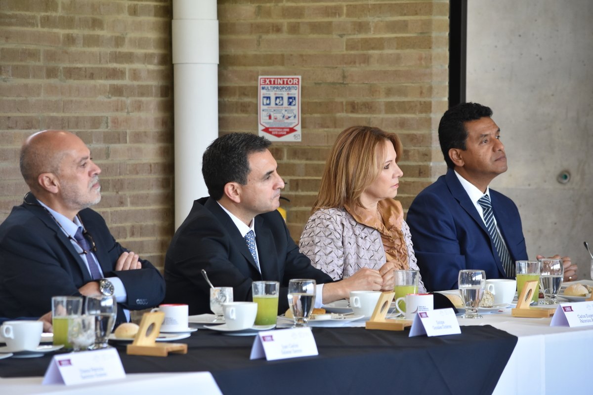 Desayuno de graduados destacados (26)