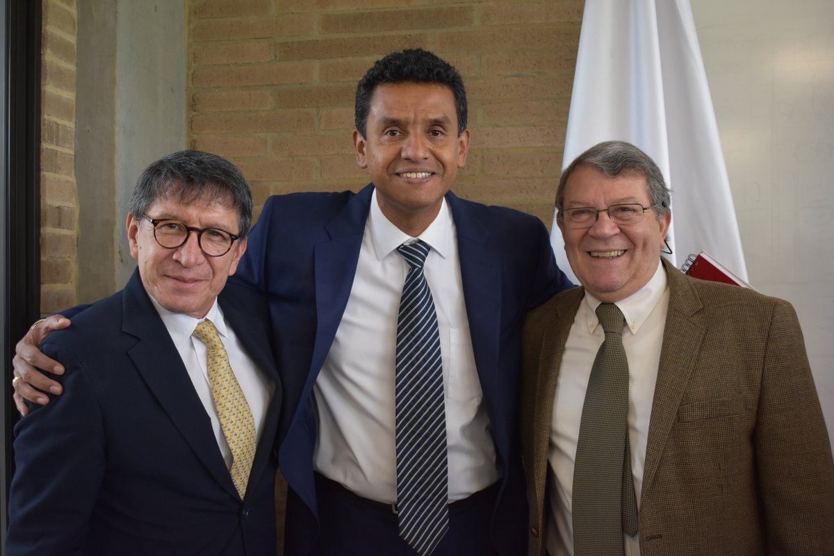 Desayuno de graduados destacados (49)