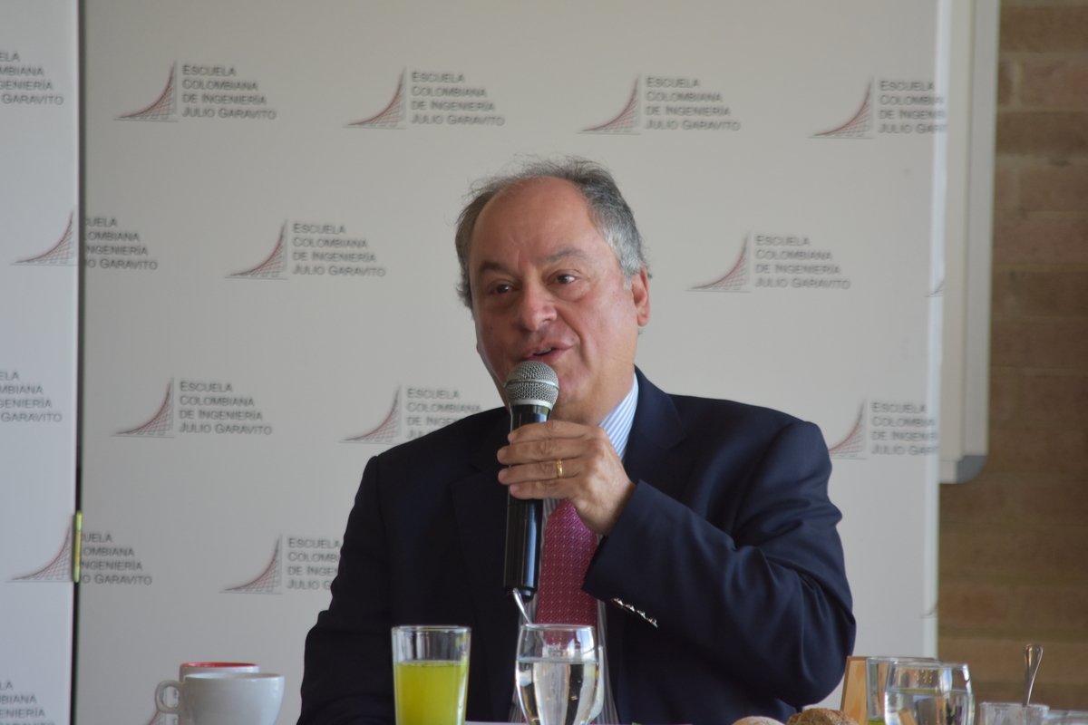 Desayuno de graduados destacados (20)