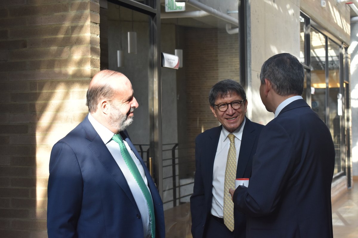 Desayuno de graduados destacados (3)