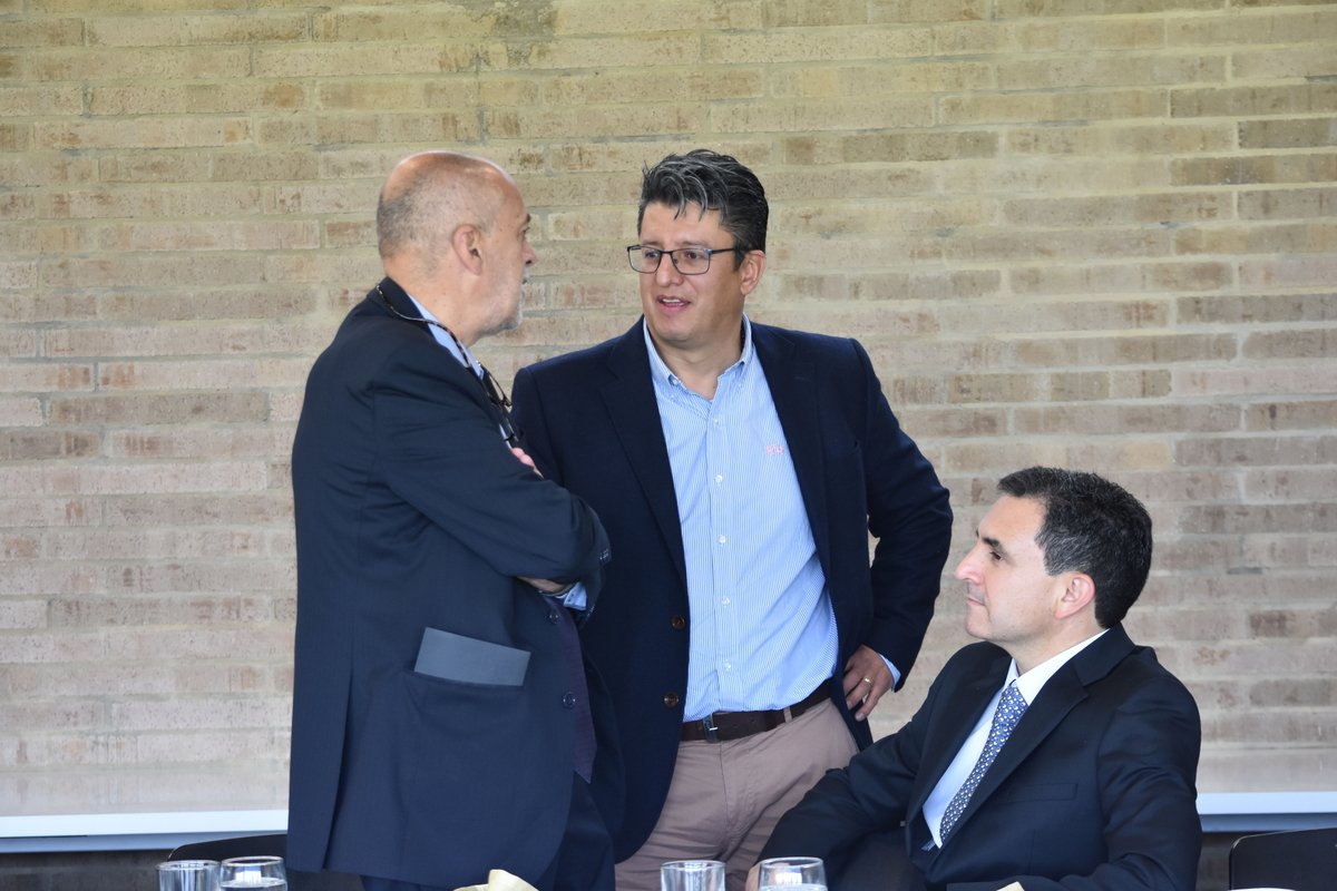 Desayuno de graduados destacados (7)