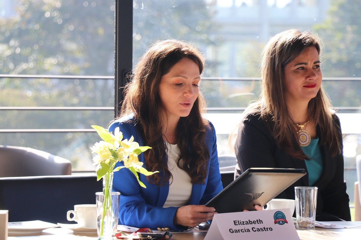 Desayuno graduados octubre (2)