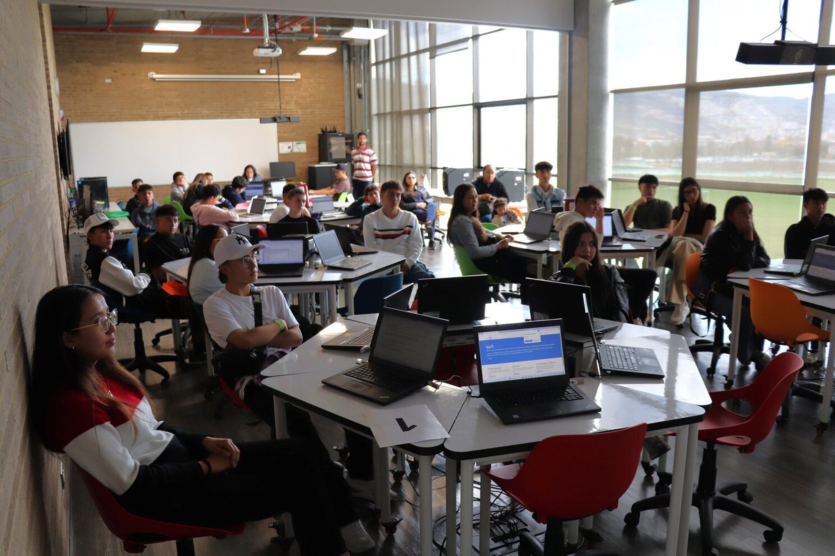 Día como profesional 2024-2 (25).