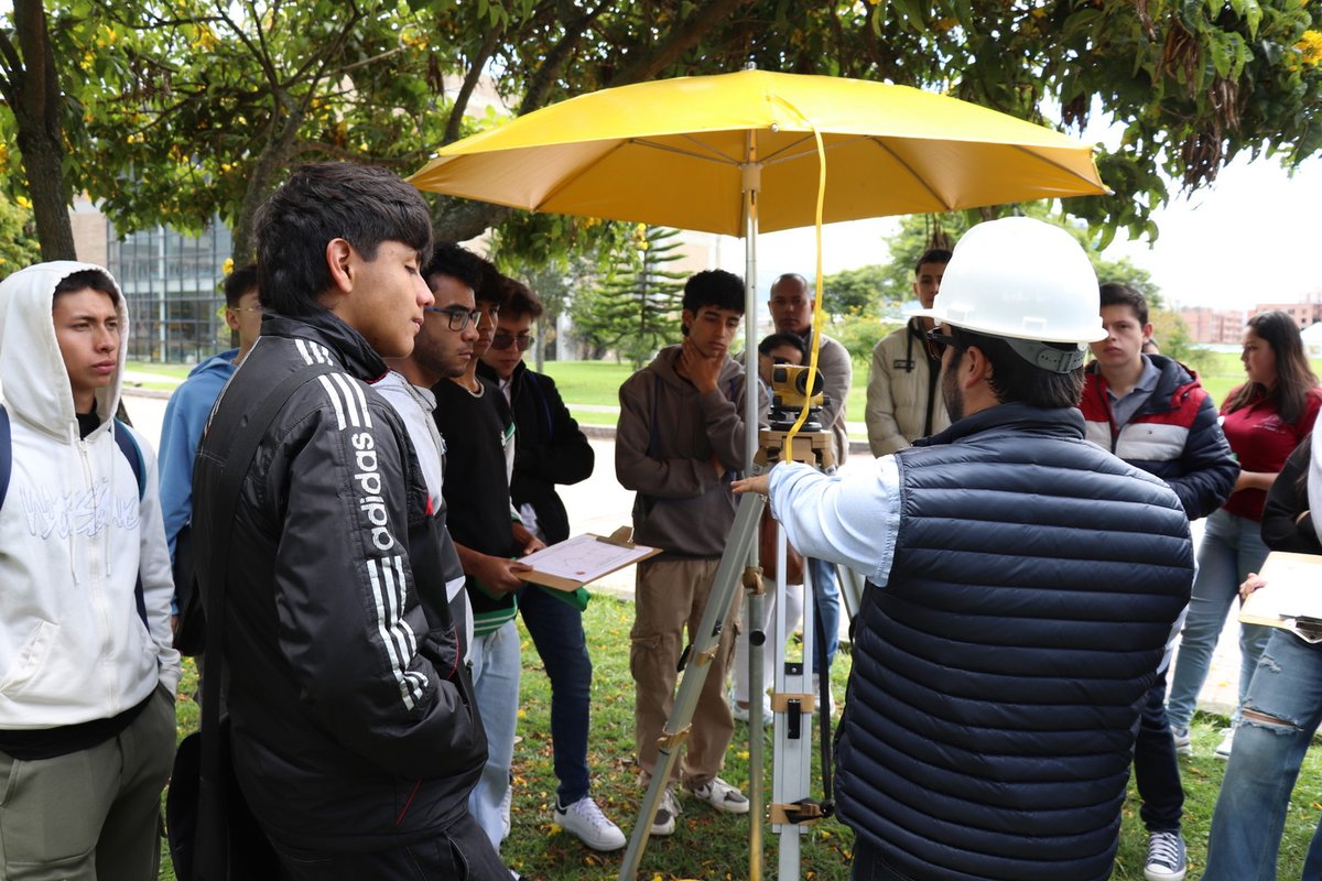 Día como profesional 2024-2 (47).