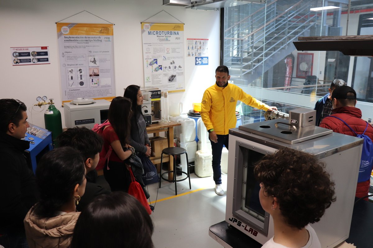 Día como profesional 2024-2 (34).