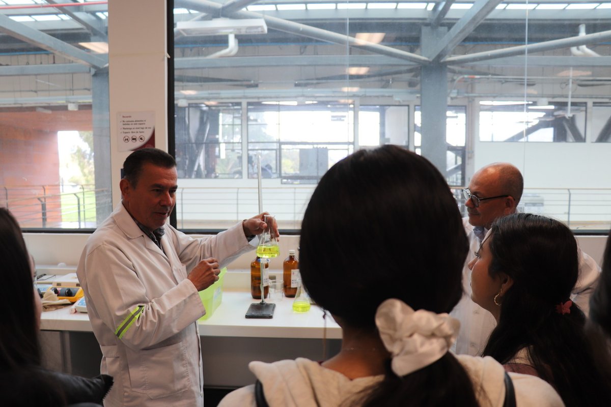 Día como profesional 2024-2 (21).