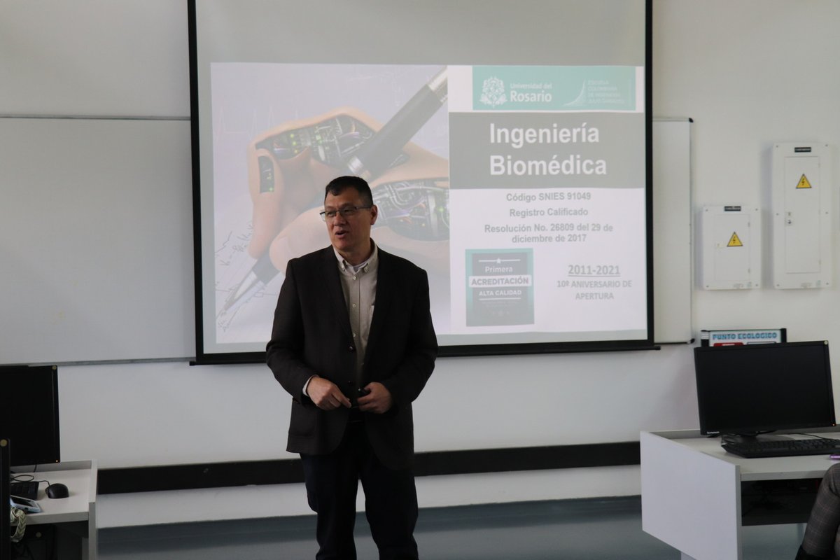 Día como profesional 2024-2 (15).