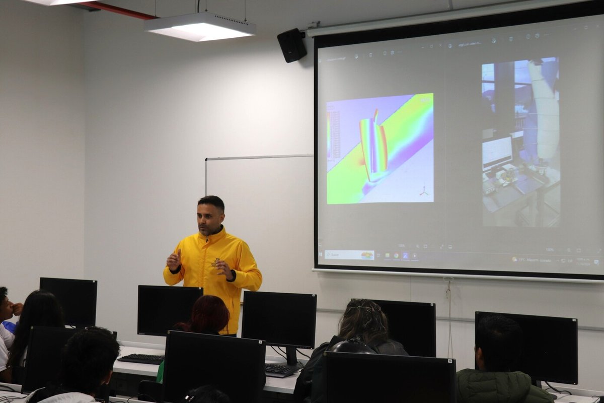 Día como profesional 2024-2 (40).