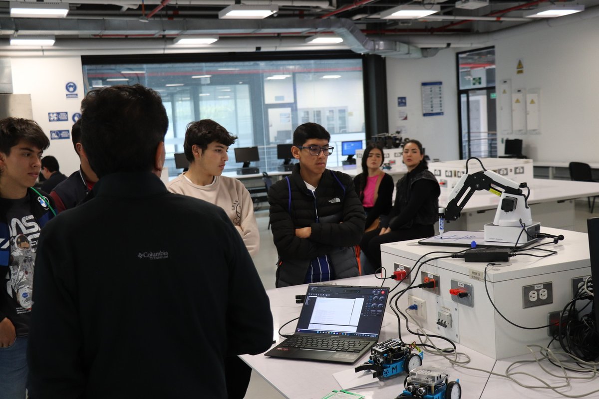 Día como profesional 2024-2 (46).