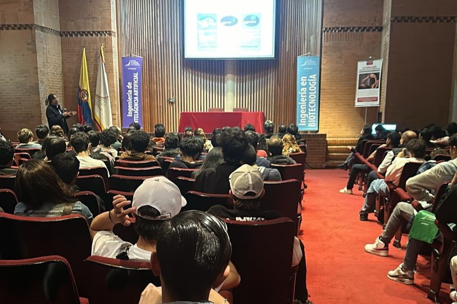 Día como profesional 2024-2 (52).