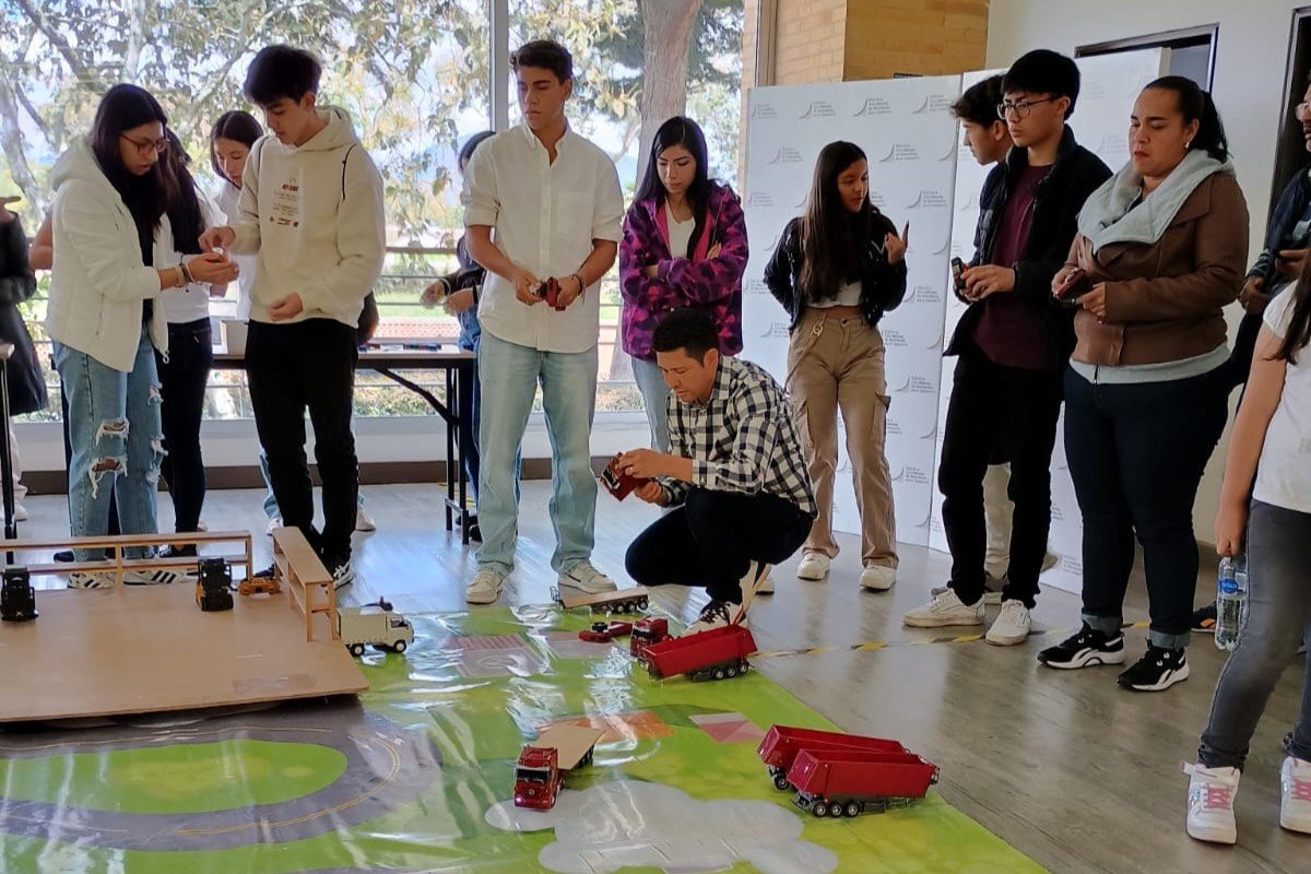 Día como profesional 2024-2 (56).