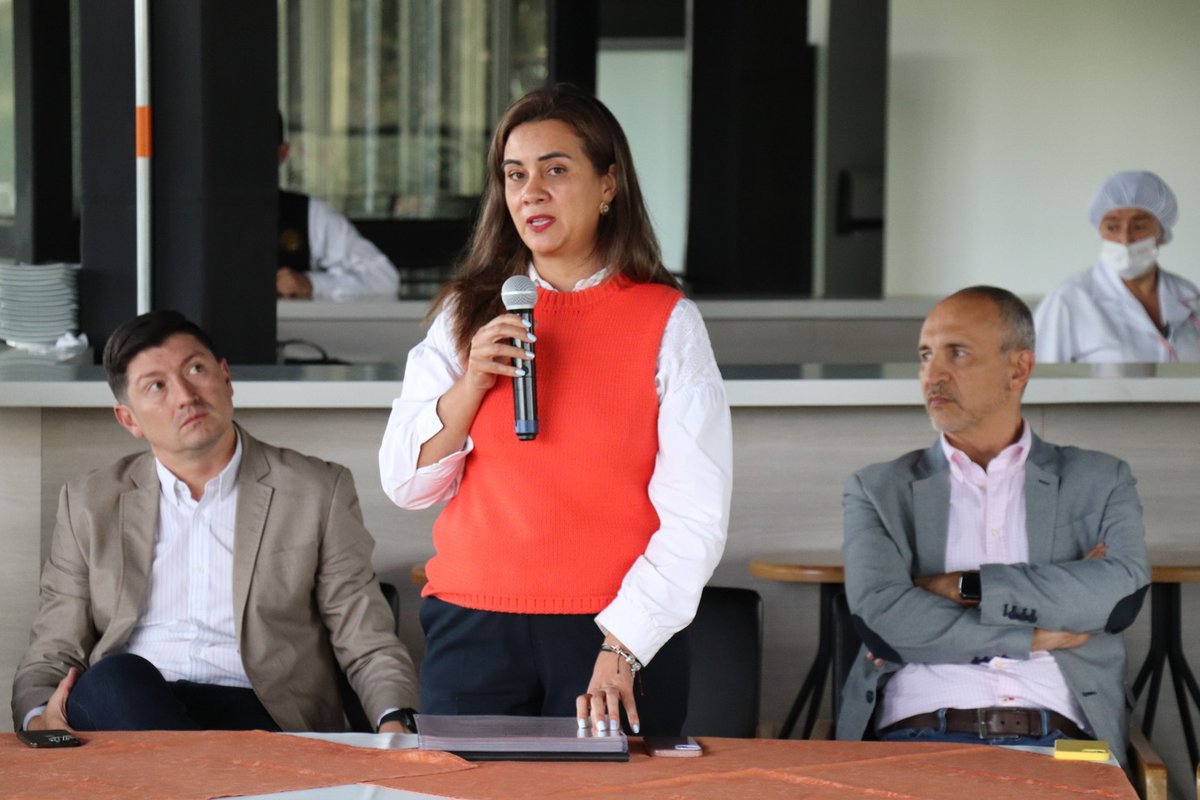 Diplomas Colgas (14)