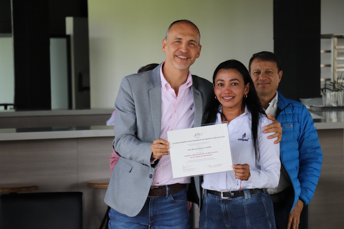 Diplomas Colgas (15)