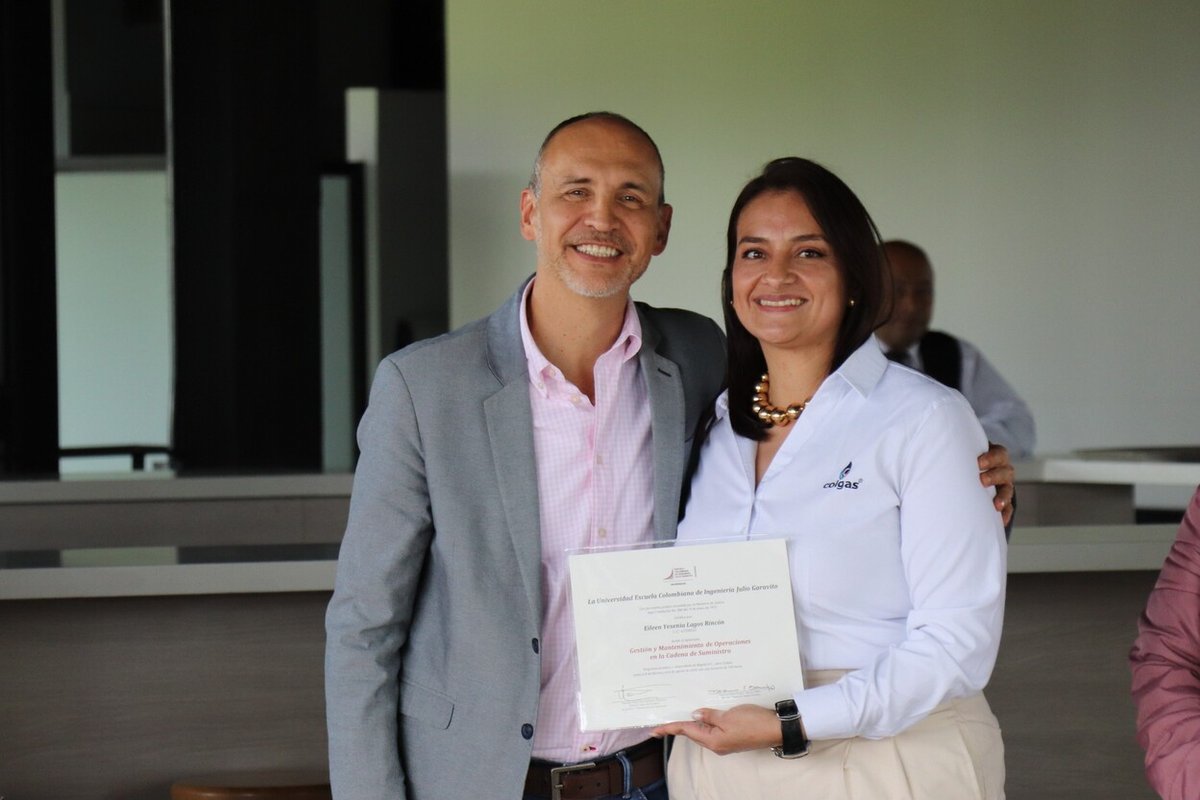 Diplomas Colgas (24)