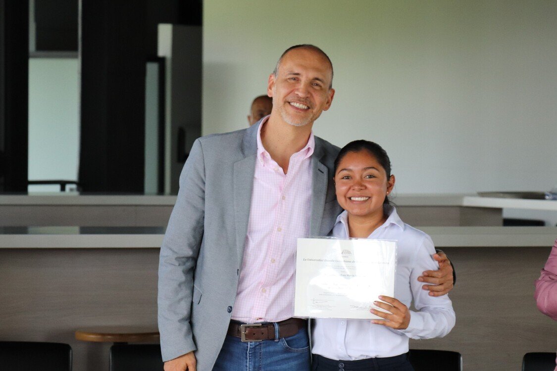 Diplomas Colgas (26)