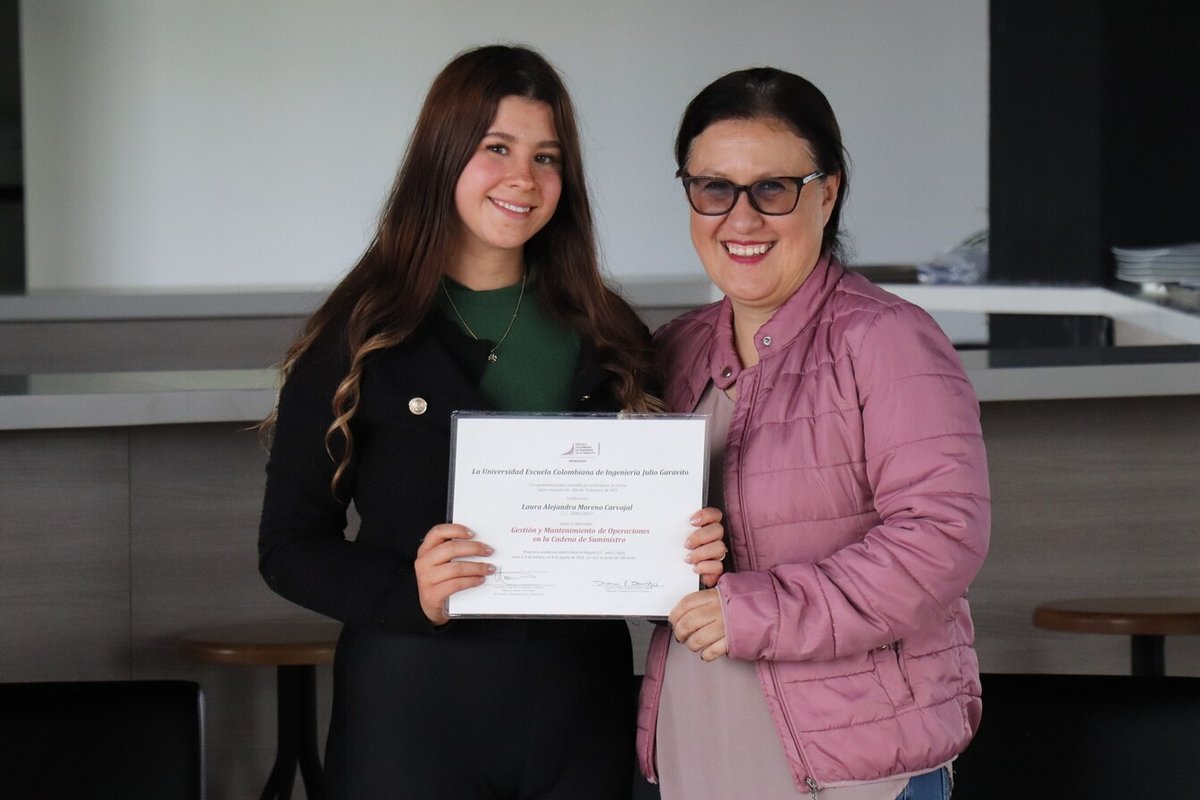 Diplomas Colgas (28)