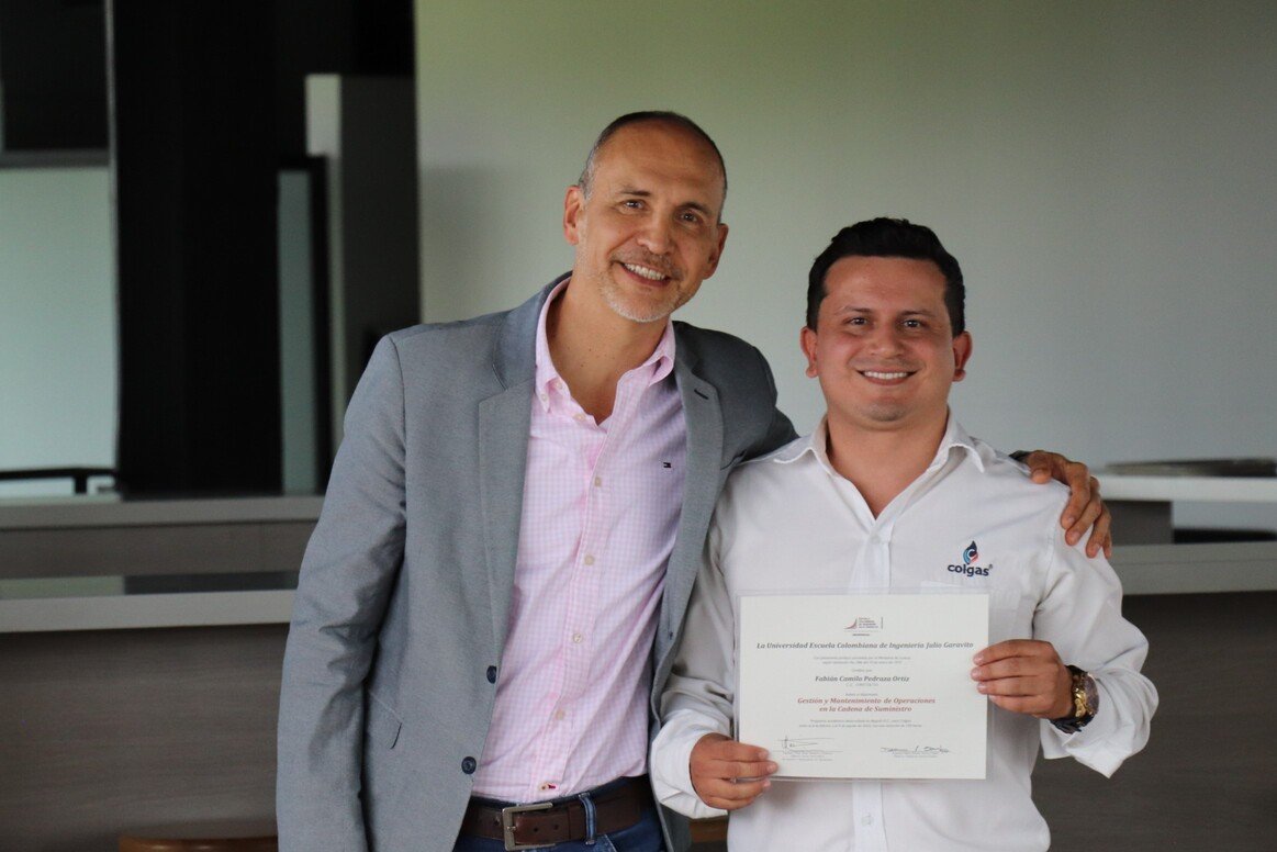 Diplomas Colgas (33)