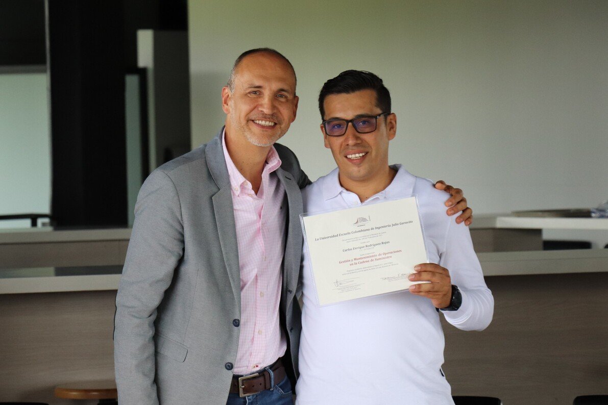 Diplomas Colgas (37)